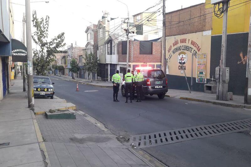 El accidente también dejó una mujer herida. Familiares exigen justicia.