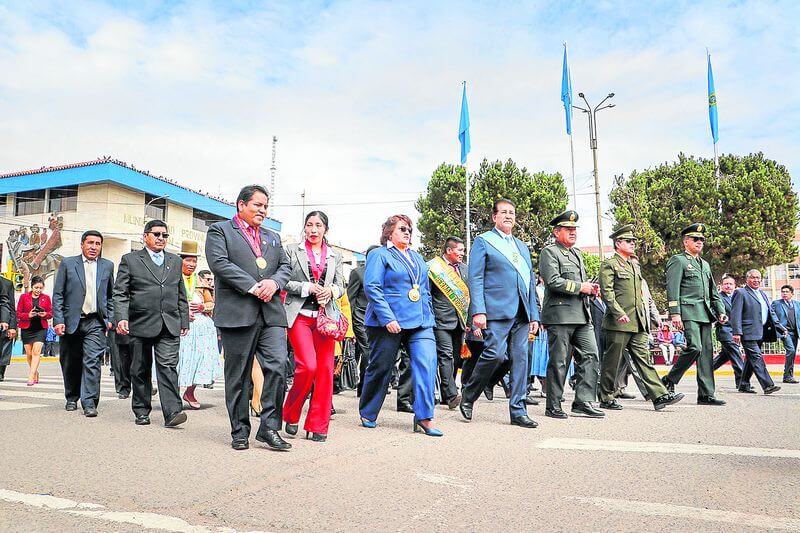 Municipalidad de San Román conmemora el XCVII aniversario de creación política.