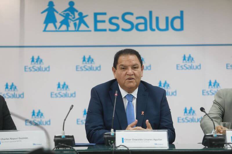 Presidente de Essalud también señaló que la institución contará con más personal.