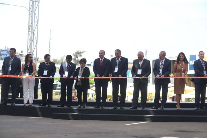 Autoridades locales participaron de la inauguración de Perumin.