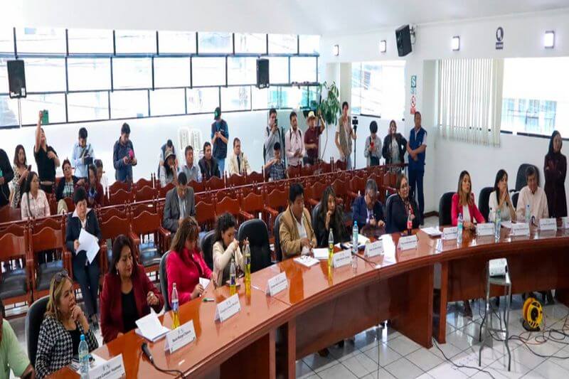 Concejo celebró reunión extraordinaria en municipalidad de Arequipa.