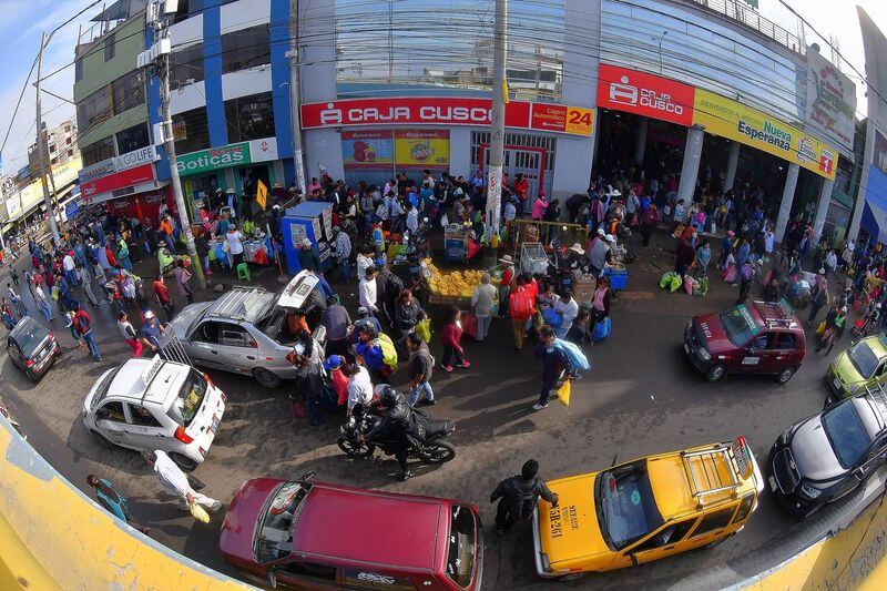 Comerciantes están cansados de robos y asaltos en la plataforma comercial.