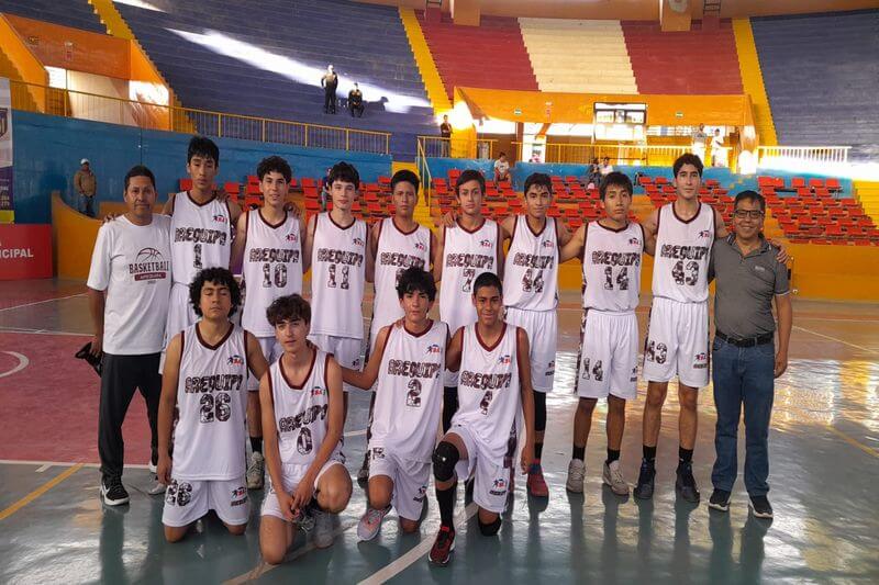 Arequipa Imparable: Vence a Tambopata por 61 a 26