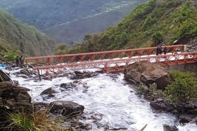 Puentes y criadero de truchas en la selva puneña fueron afectados.