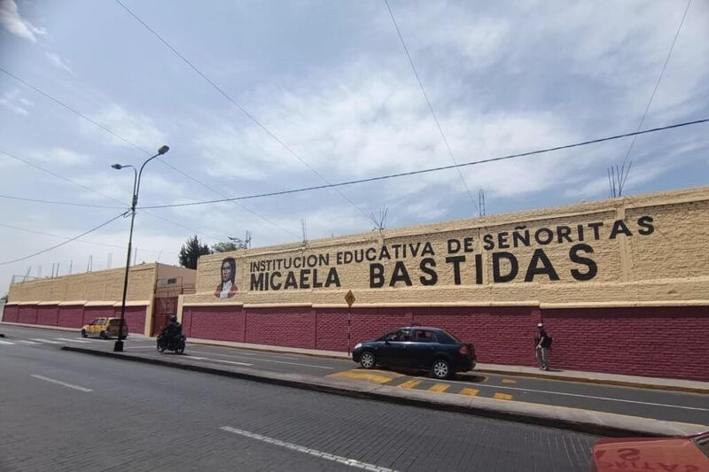 Institución no aceptará a alumnas del colegio Arequipa por falta de espacio.