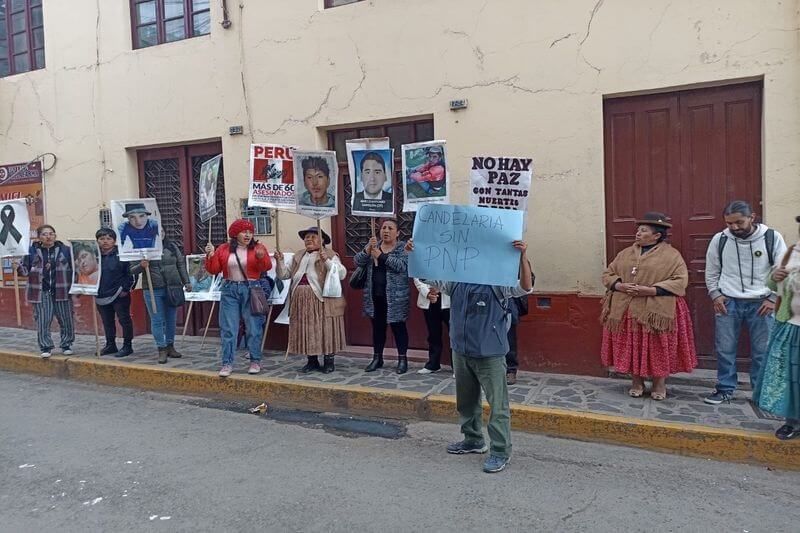 Protestaron pidiendo que no participen este año.