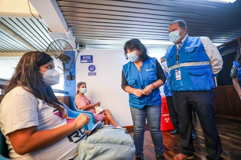 Presidenta de Essalud, María Aguilar, inspeccionó instalaciones.