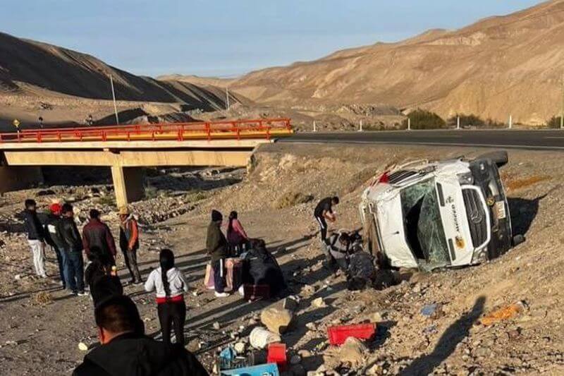 Accidente se produjo en el sector conocido como Quilla de la carretera Tacna-Tarata.