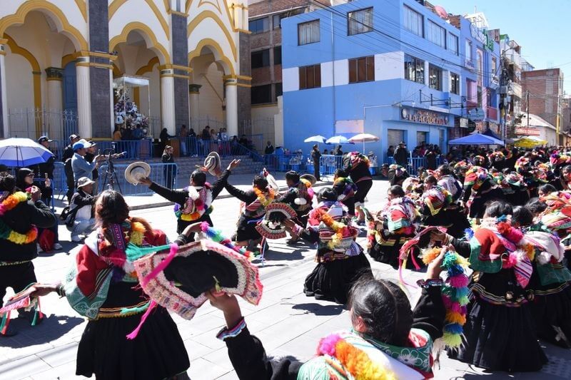 Danzaron y veneraron a la Mamita Candelaria.