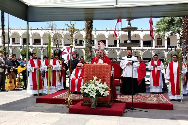 Arzobispado de Arequipa realizó tradicional ceremonia de Bendición de Ramos.