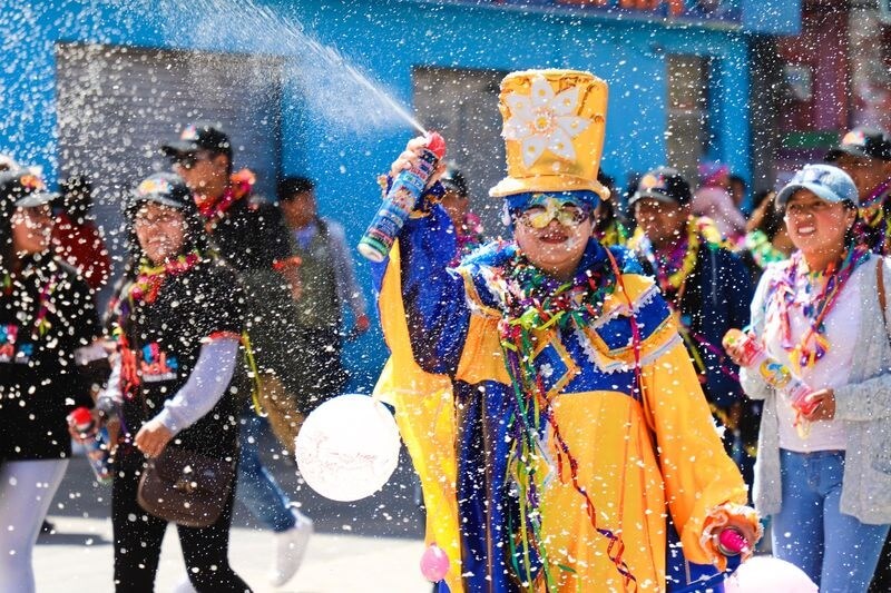 Ño Carnavalón desconocido ardió, despidiendo los carnavales.