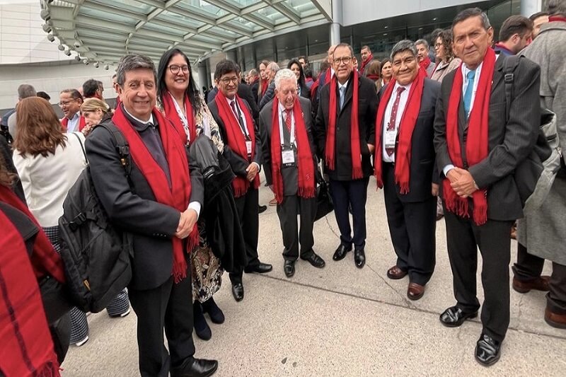 Gobernador de Arequipa viajó a Canadá en marzo pasado.