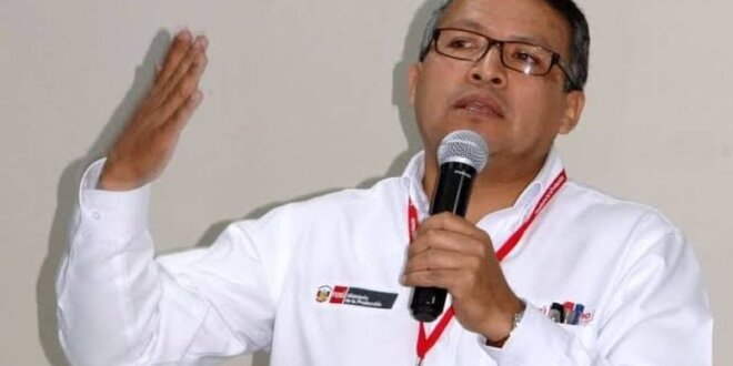 Jonathan Ríos evalúa áreas y a funcionarios de la MPT