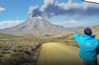 Volcán Ubinas vuelve a emitir cenizas de 2 mil metros de altura