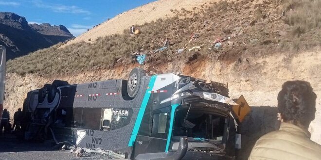 Accidente ocurrió en la vía Los Libertadores de Ayacucho.