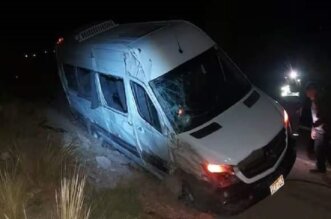 Excesiva velocidad habría provocado el accidente.