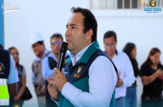 Concejal asegura que alcalde y funcionarios no están realizando un buen trabajo.