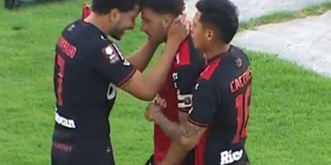 Cuesta anotó el segundo gol para Melgar.