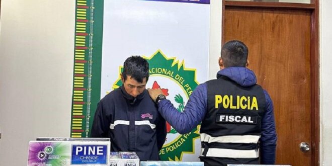Vehículo fue detenido en kilómetro 30 de la carretera Tacna-Palca este lunes.