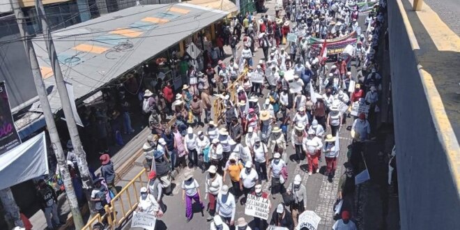 Comerciantes piden mayor seguridad en mercados.