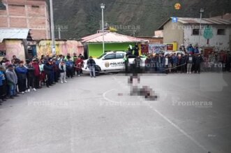 Uno de los delincuentes, junto al cadáver de su cómplice, fueron trasladados al distrito de Ollachea