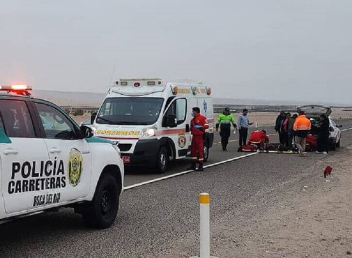 Pasajera resultó con heridas en la cabeza y contusiones en el cuerpo.