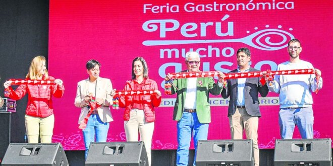 Sin presencia de ministros fue inaugurada feria.