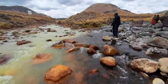 Puno: Llallimayo amenaza con radicalizar sus protestas