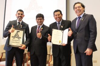 Diario Sin Fronteras recibió Marca Arequipa.