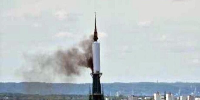 El siniestro que afectó a las obras que se estaban realizando en la aguja de la iglesia de Ruan.