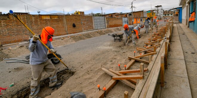 Arequipa: Gobierno regional construye vías en 4 sectores de Mollendo