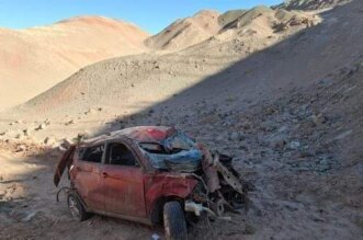 Arequipa: Una persona fallece tras caída de camioneta a abismo de 200 metros en Vítor