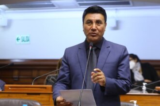 El congresista puneño Óscar Zea Choquechambi no descartó su participación en las elecciones generales de 2026.