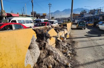 Arequipa: Acciones legales por derribar muro