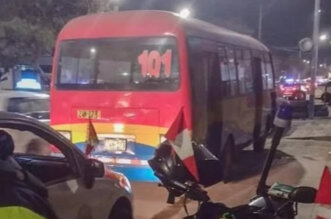 Tacna: Buses de transporte protagonizan accidente