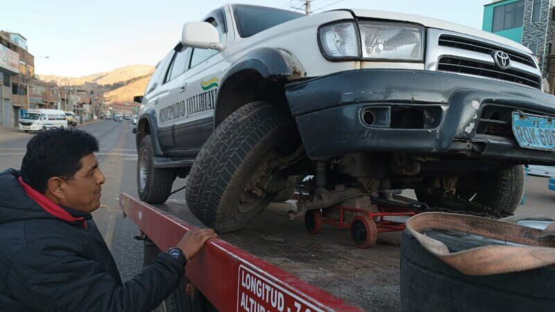 Un accidente de tránsito puso en zozobra al alcalde del centro poblado de Jayllihuaya cuando iba en una camioneta de la comuna.