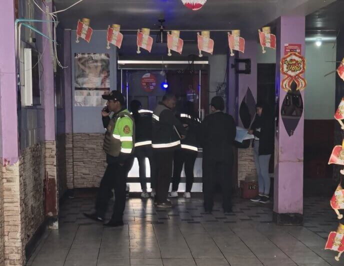 Tacna: Clausuran cantinas clandestinas de la avenida Industrial