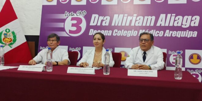 Arequipa: Dos mil médicos participan en paro este 17 y 18 de julio