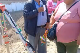 Arequipa: Inician construcción de puente en La Aguadita