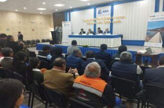 En exposición participó jefe de Autoridad Nacional del Agua.