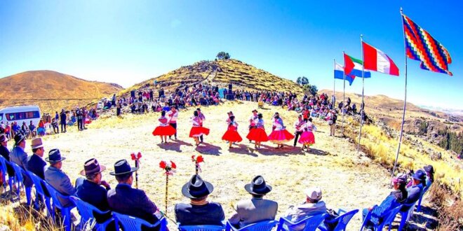 Festival de Alasitas, Artesanía y Gastronomía.