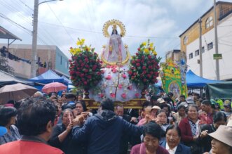 Tacna: Cientos muestran su devoción en procesión de Virgen de Copacabana