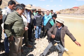 Ministros anuncian declaración de emergencia de cuenca Llalli