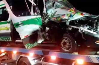 Chofer de camión pierde uno de sus brazos en accidente