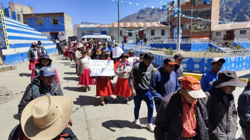 Conflicto territorial en Sandia al "rojo vivo"