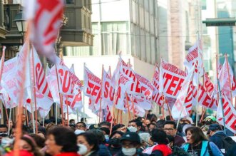 Medida de lucha del Sutep.