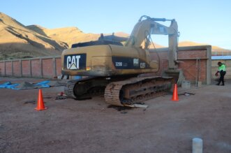 Roban equipos en obra en distrito de San Antón