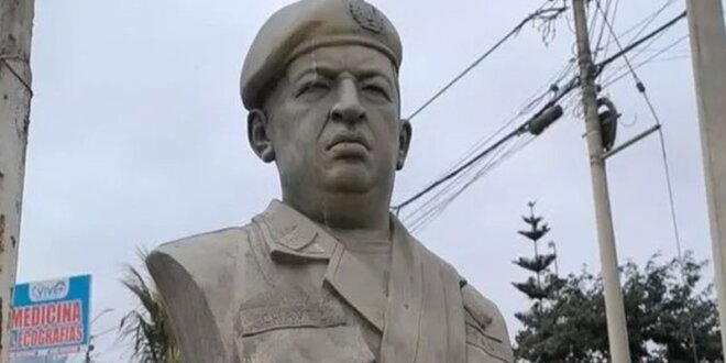 Busto de Hugo Chávez