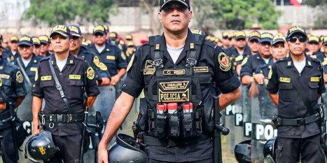 Aumento de sueldo para policías y militares en suspenso.