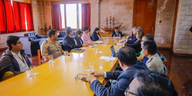 Se realiza coordinaciones para adquisición de unidades destinadas a la Policía.